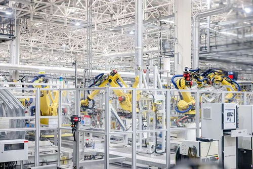问界m9 加速跑 ,赛力斯汽车超级工厂功不可没